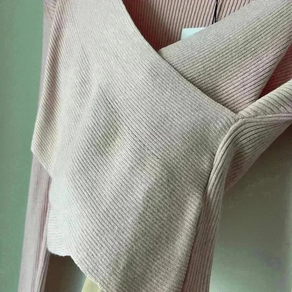 NWT Atmos & Here Charolette Cross Over Knit Feminine Girlie Powder Pink Top 6 - Picture 12 of 13